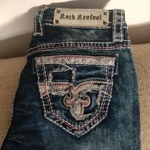 28*34 Luiza Rock Revival